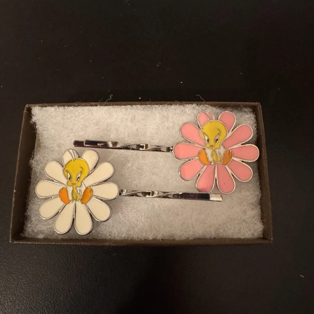 2 Old Cloisonne Tweety Bird Flower Petal Animation Cartoon Comic Hair‎ Bobby Pin